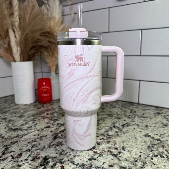 Stanley 40 oz. Adventure Quencher H2.O Flowstate Tumbler Rose Quartz Swirl - Picture 1 of 6